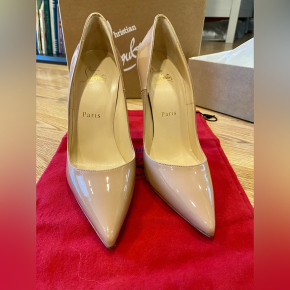 Christian Louboutin - So Kate 120 Nude Patent  Pumps - Brand New - size 37 - Picture 9 of 13